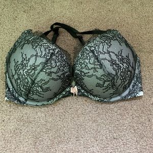 Victoria Secret Bombshell